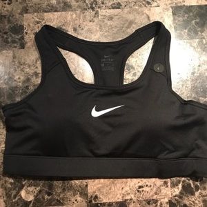 New: Nike Sports BRA!